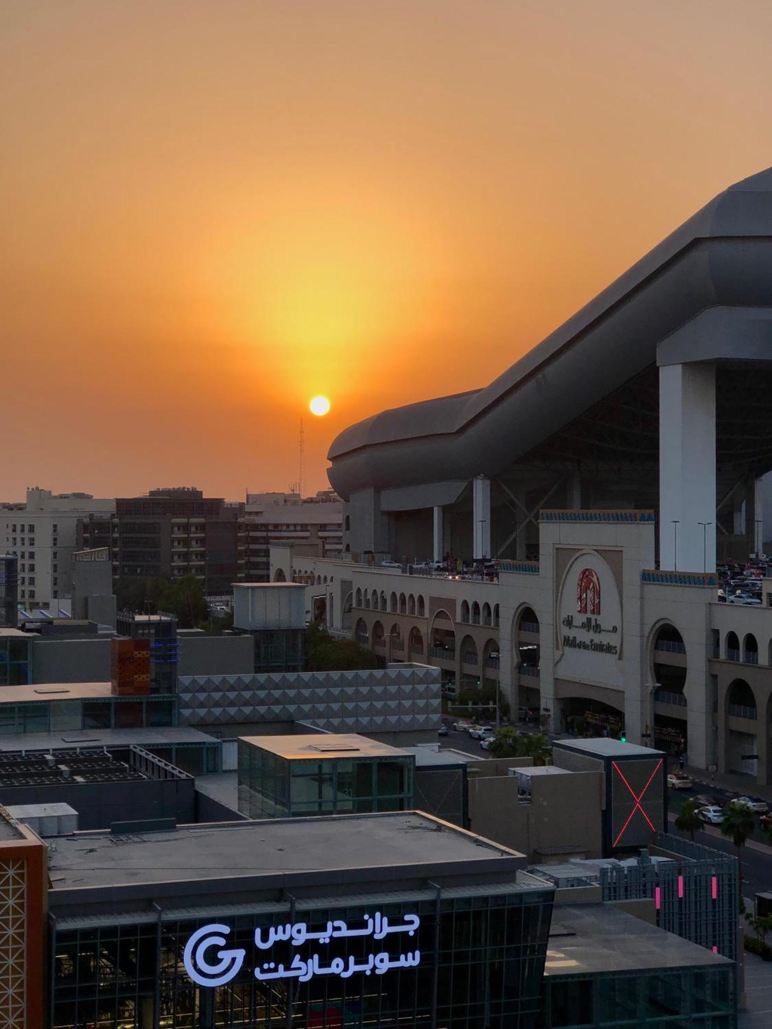 Luxury Hotel Apartment With Balcony - Mall Of Emirates Dubai Exterior photo